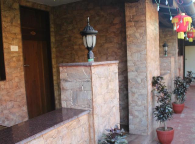 Shreyas Hotel Mahābaleshwar Extérieur photo