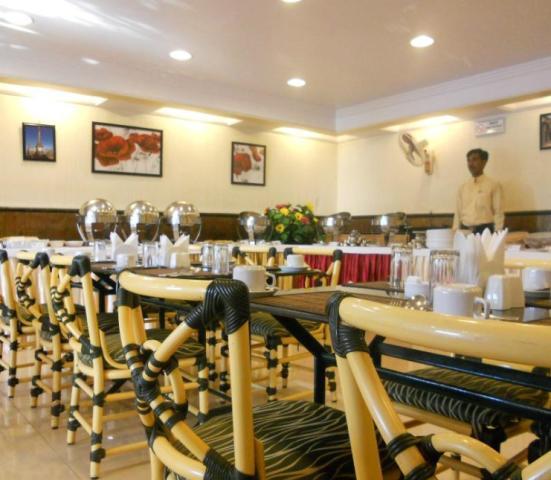 Shreyas Hotel Mahābaleshwar Extérieur photo