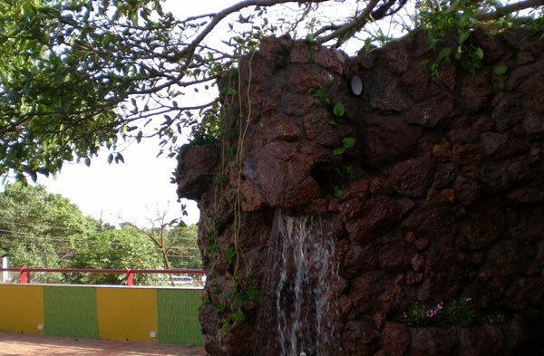 Shreyas Hotel Mahābaleshwar Extérieur photo